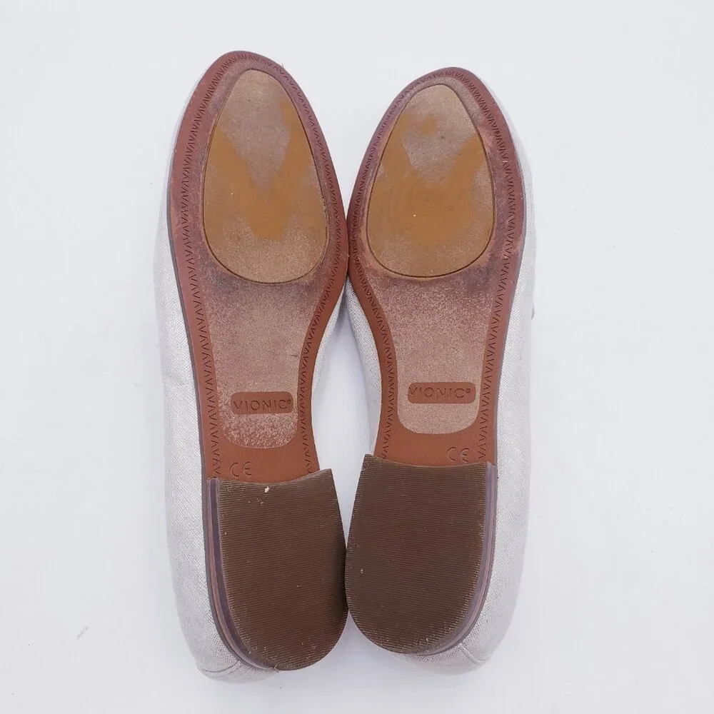 Vionic Willa‎ II Loafer Slip On Comfort Flat Silver Metallic Womens Size 11